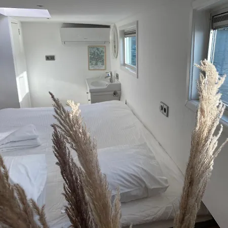 Bed & Breakfast Champ Amsterdam