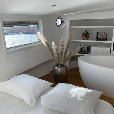 Bed & Breakfast Champ Amsterdam